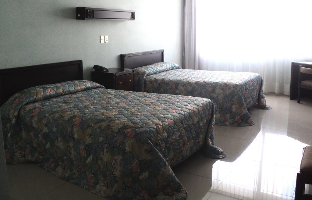Hotel Mary Celaya  Room photo
