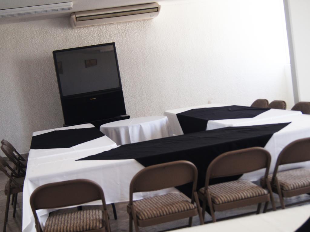 Hotel Mary Celaya  Exterior photo